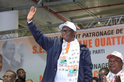 Côte d'Ivoire : Élection présidentielle, ils remettent 50 millions de FCFA au Directoire du RHDP pour la caution de Gon Coulibaly