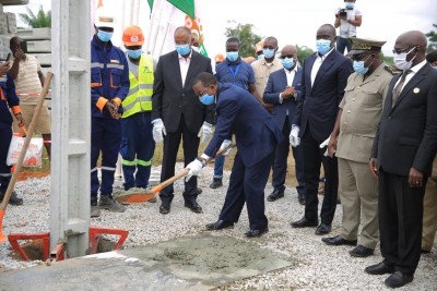 Côte d'Ivoire : Adzopé, trois membres du Gouvernement lancent les travaux d'extension du réseau électrique de la ville pour un montant de 2,2 milliards de FCFA, la fin des travaux annoncée en octobre