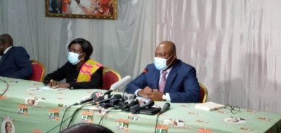 Côte d'Ivoire : Présidentielle 2020, les élus et cadres du Tchologo, Poro et la Bagoué demandent à Ouattara de reconsidérer sa position afin d'être candidat