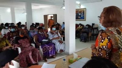 Côte d'Ivoire : Présidentielle octobre, Odette Lorougnon et des femmes de EDS s'engagent pour le retour de Gbagbo leur candidat