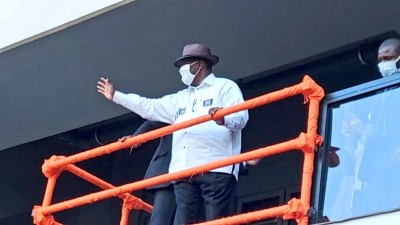 Côte d'Ivoire : Alassane Ouattara inaugure le stade Olympique d'Ebimpé qui porte son nom et promet de nombreux emplois à la jeunesse