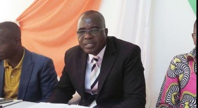 Côte d'Ivoire : Des enseignants -chercheurs des universités ont  désormais des titres de propriétés de lots à Yamoussoukro et Songon