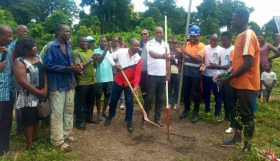 Côte d'Ivoire : Dans le noir depuis des lustres, le village Bowali en cours de connexion sur le réseau électrique