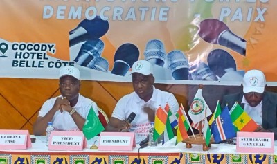 Côte d'Ivoire - Niger : Depuis Abidjan, un mouvement citoyen soutient les initiatives de la CEDEAO et appelle à la mise en œuvre dans les meilleurs délais de la force d'attente