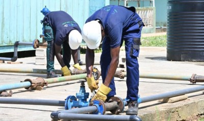 Côte d'Ivoire : Mise en oeuvre du PJGouv, 200 jeunes formés au métier de la plomberie sanitaire reçoivent les encouragements de Mamadou Touré