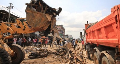 Côte d'Ivoire : En prélude à la CAN 2023, le Gouvernement lance une vaste opération de libération des emprises des grandes artères, des commerçants déguerpies à Abobo et Adjamé