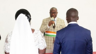 Côte d'Ivoire : Obtention de la nationalité ivoirienne par le mariage, désormais le conjoint étranger devra attendre 5 ans avant de faire la demande