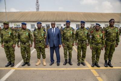 Côte d'Ivoire : Décoration des personnels militaires et civils du Groupement Ministériel des Moyens Généraux, Téné Birahima les encourage à demeurer exemplaires