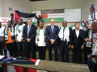 Côte d'Ivoire : Crise dans la bande de Gaza, des étudiants ivoiriens disent stop au génocide en Palestine et apportent leur soutien au peuple palestinien