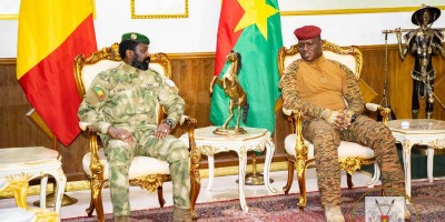 Burkina - Mali : le terrorisme, «  un enjeu géopolitique » pour « certains partenaires stratégiques », selon le colonel Goita
