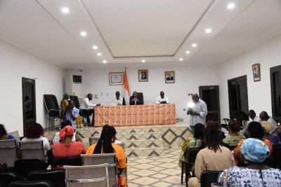 Côte d'Ivoire : En prélude à la visite de la présidente de l'UF-RHDP, Adama Coulibaly mobilise les femmes de Dimbokro et lance également son tournoi