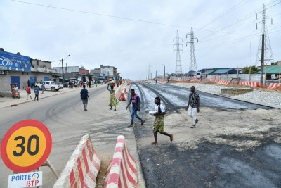 Côte d'Ivoire : Difficultés sur le chantier des travaux de renforcement et d'élargissement de la liaison carrefour sable route de Dabou, les commerçants vont être relocalisés