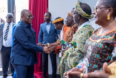Côte d'Ivoire : Depuis San Pedro , le porte-parole du Gouvernement fait des précisions sur l'attestation de droits d'usage coutumier