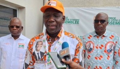 Côte d'Ivoire : Présidentielle 2025, les enseignants RHDP affûtent leurs armes pour le  « un coup KO » de leur parti dès le premier tour