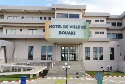 Côte d'Ivoire : Bouaké, le maire Amadou Koné reçoit les clés de plusieurs infrastructures dont celles de l'Hôtel de Ville