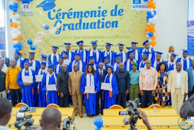 Côte d'Ivoire : Bouaké, 60 auditeurs de la 2e promotion des formations certifiantes de la CUAPTD reçoivent leurs certificats à l'UAO