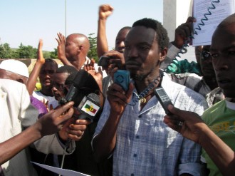 Marche pour la Guinée et effets contraires : Sankara, Lumumba, ouiÂ… mais Dadis non !