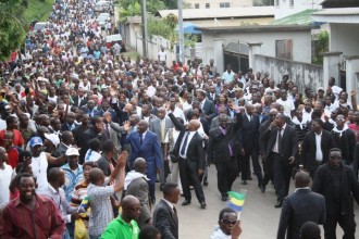 TRIBUNE: Les Nouvelles de la Révolution Gabonaise : çà  bouge à  BITAM en ce moment Â… !