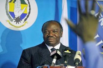 Ali Bongo sÂ’adjuge le titre de grand maître de lÂ’ordre de la panthère noire