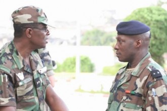 Gbagbo signe le décret dÂ’harmonisation des grades des ex rebelles