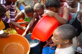 Conakry: la capitale du chà¢teau dÂ’eau de lÂ’Afrique occidentale a soif