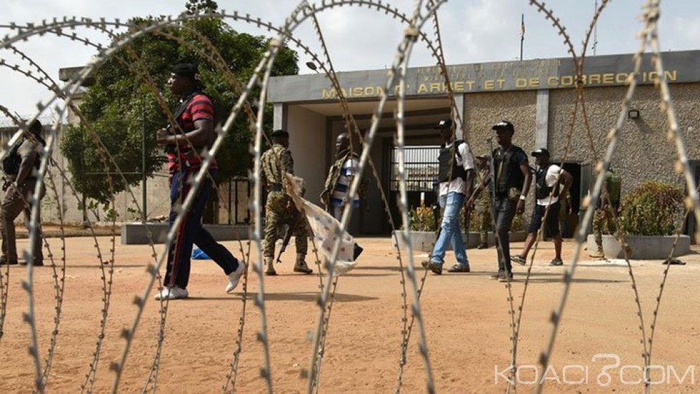 Côte d'Ivoire :  Grà¢ce collective accordée à  4200 personnes dans les liens pour des délits mineurs