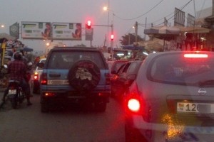 Togo : Ces voitures qui tardent à  partir après le «point rouge»