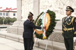 Côte d'Ivoire: Ouattara dépose une gerbe à  la place Tian'anmen et la Chine va construire la centrale thermique de San-Pedro