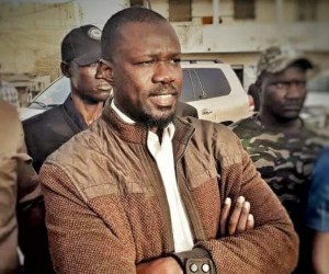 SénégalÂ : Alors qu'il monte dans les sondages, les proches du candidat à  la présidentielle Ousmane Sonko persécutés