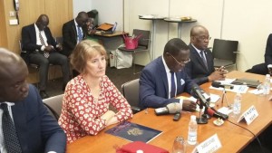 Côte d'Ivoire : Lutte contre le VIH / SIDA, les États-Unis annoncent un investissement d'environ 795 milliards de FCFA 2004 à  ce jour