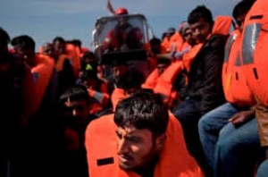 Maroc : La marine royale tire sur une embarcation de migrants, un blessé