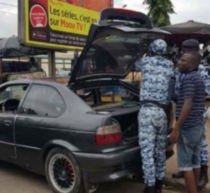 Côte d'Ivoire : Lutte contre les vitres teintées, saisie de véhicules à  Marcory par la police