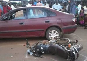 Côte d'Ivoire : Pour mettre fin aux accidents mortels, la conduite de moto interdite aux moins de 18 ans à  Prikro