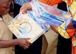 Côte d'Ivoire :  Distribution des kits scolaires, 14 milliards de FCFA mobilisés par les autorités, mais les enfants toujours en attente