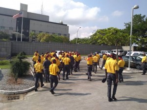 Côte d'Ivoire : Mouvement d'humeur des agents de sécurité de l'ambassade des États-Unis à  Abidjan