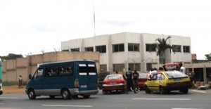 Côte d'Ivoire : Un policier échappe à  un lynchage des «gnambros» à  Yopougon