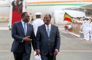 Sénégal-Côte d'IvoireÂ : À Dakar, Ouattara marque son soutien à  Sall pour la Présidentielle et s'attire les foudres de Sénégalais