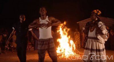 Black M - Mama  ft. Sidiki Diabaté - Togo